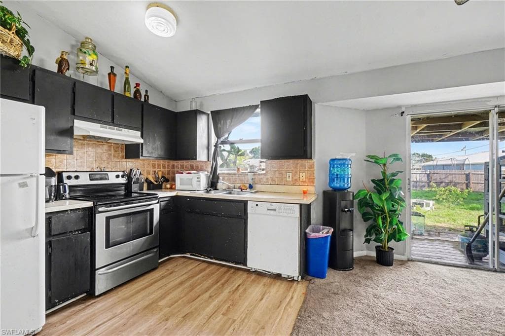 13826 5th ST-9