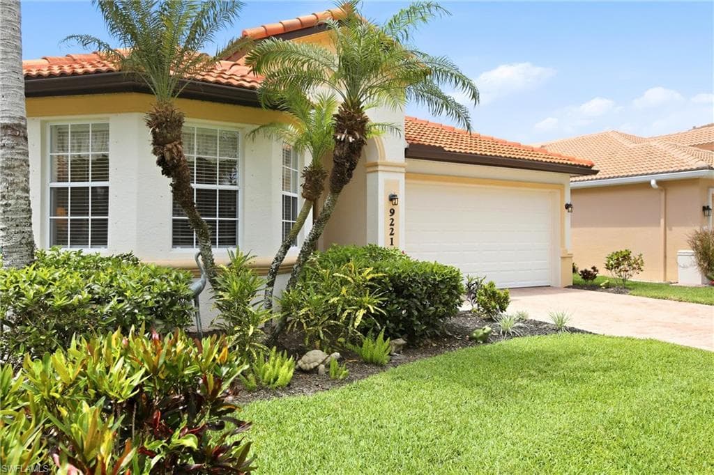 9221 Spanish Moss WAY-2