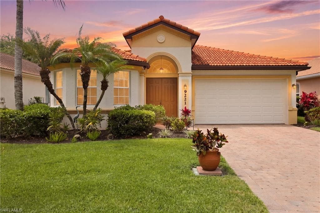 9221 Spanish Moss WAY-3