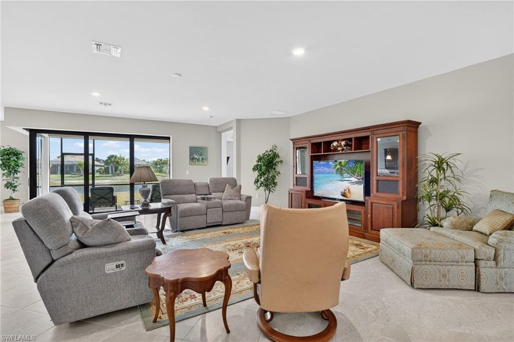 11279 Thurston Chase-5