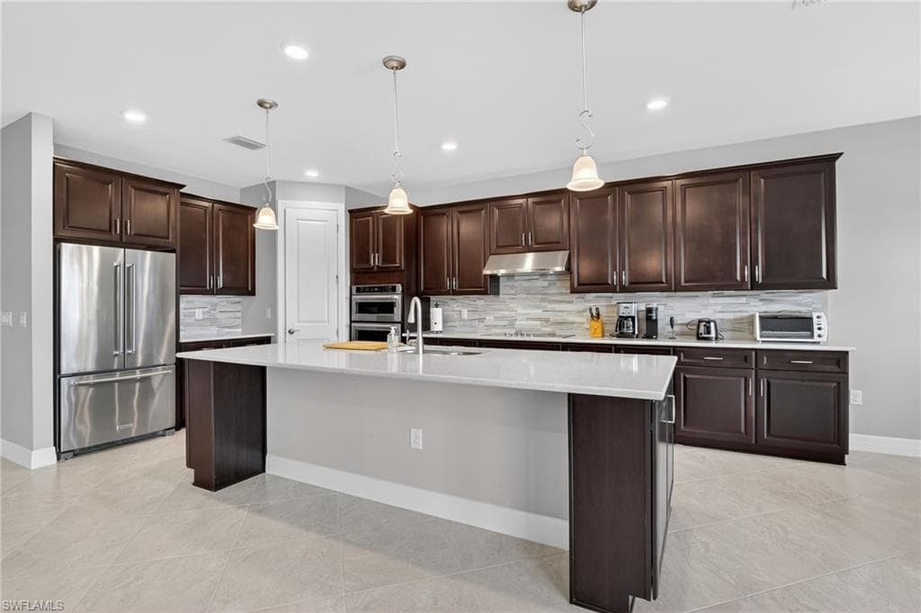 11279 Thurston Chase-12