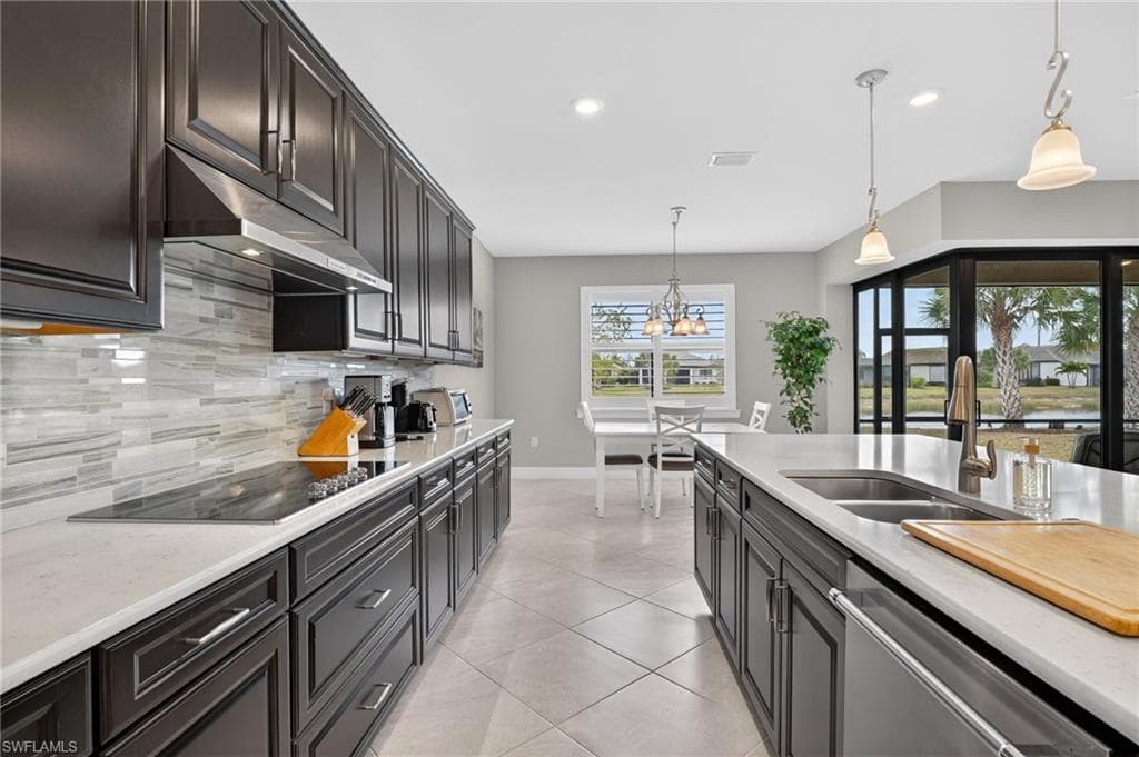11279 Thurston Chase-15