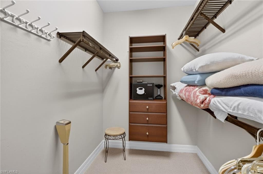 11279 Thurston Chase-21
