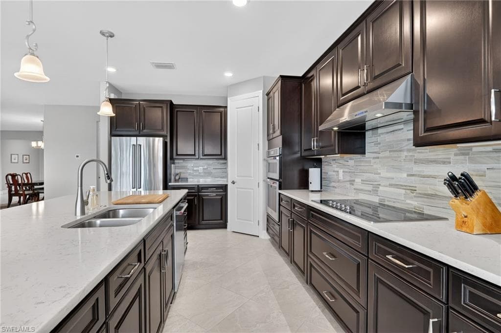 11279 Thurston Chase-14