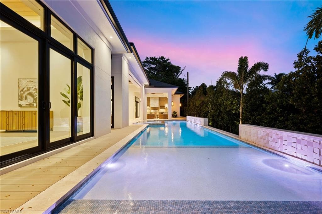 444 Orchid DR-5
