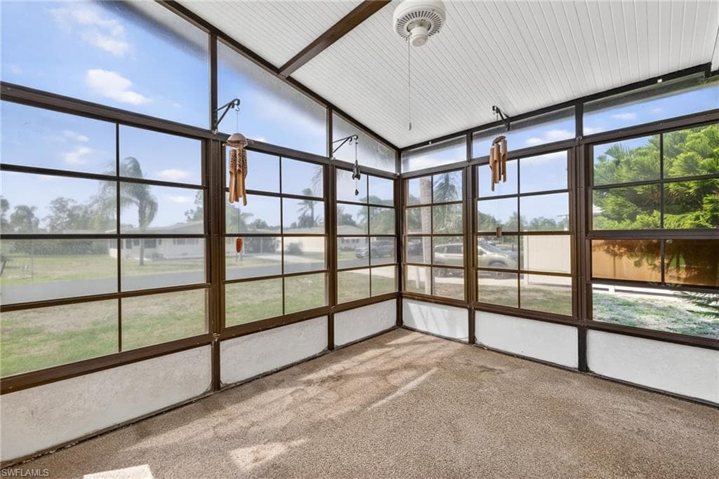 10220 Wales LOOP-18