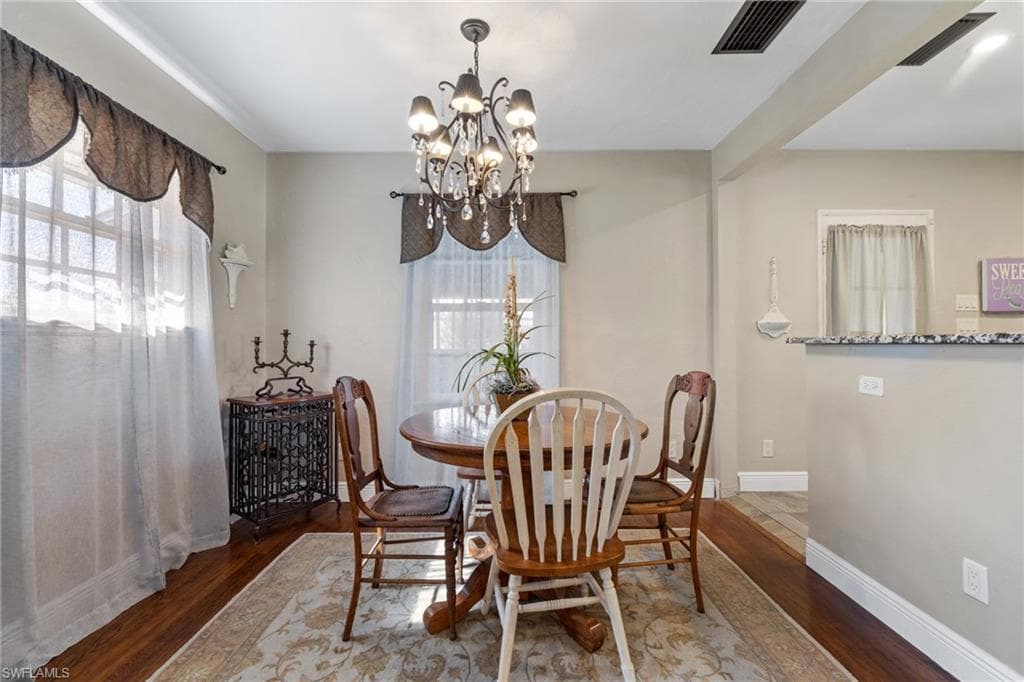 1451 Maravilla AVE-8