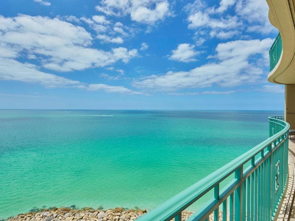 970 Cape Marco DR 806-1