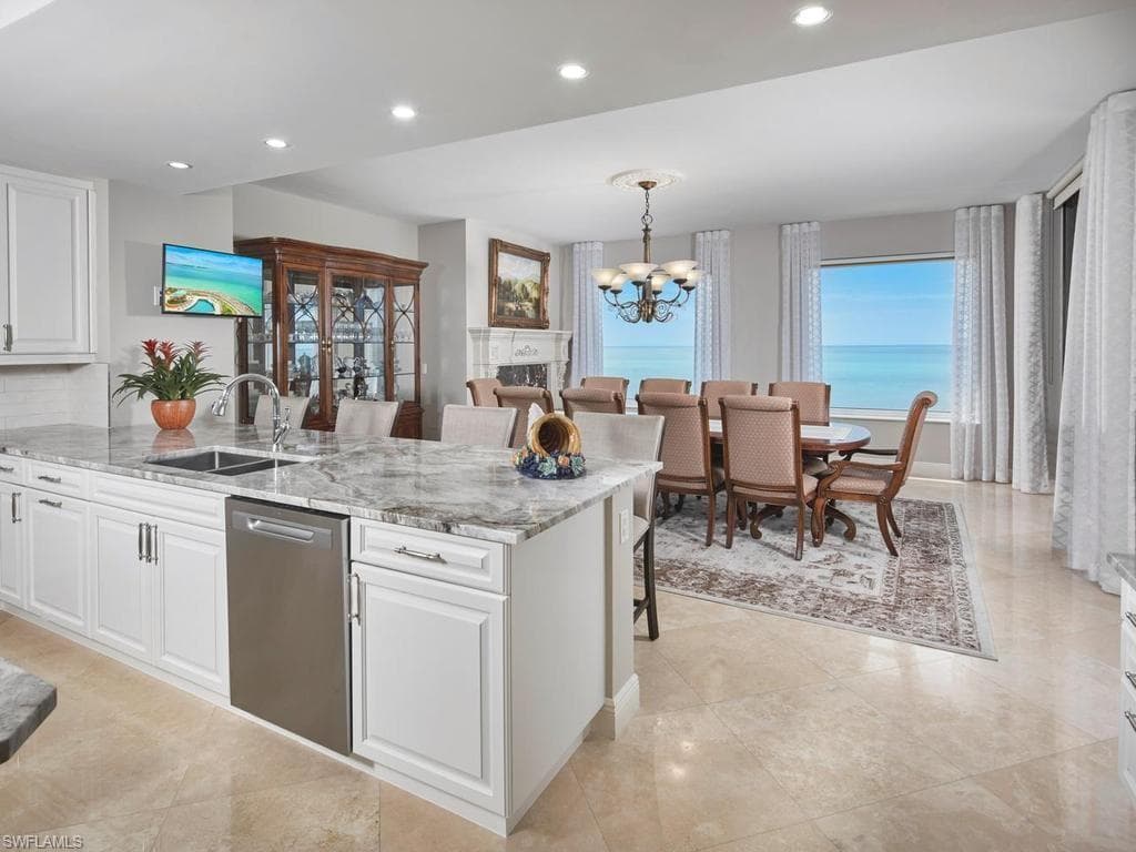 970 Cape Marco DR 806-11