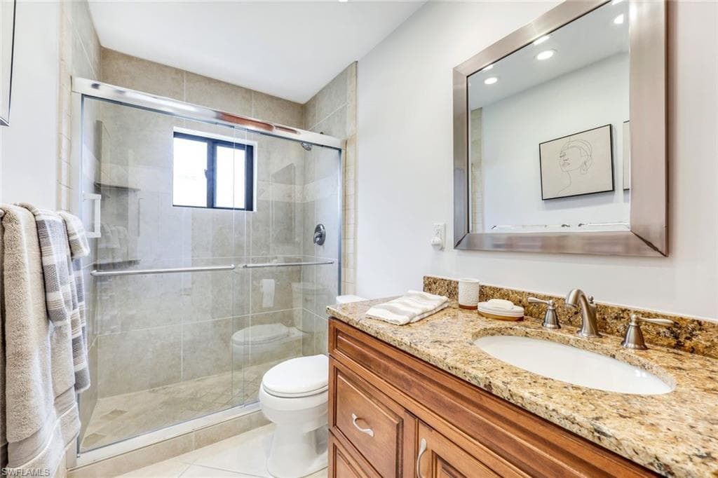 631 Beachwalk CIR F204-15