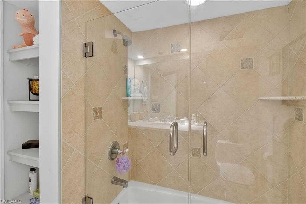 4041 Gulf Shore BLVD N 1807-29