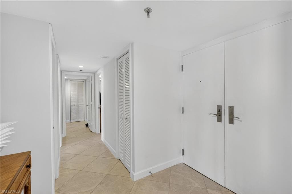 4041 Gulf Shore BLVD N 1807-33