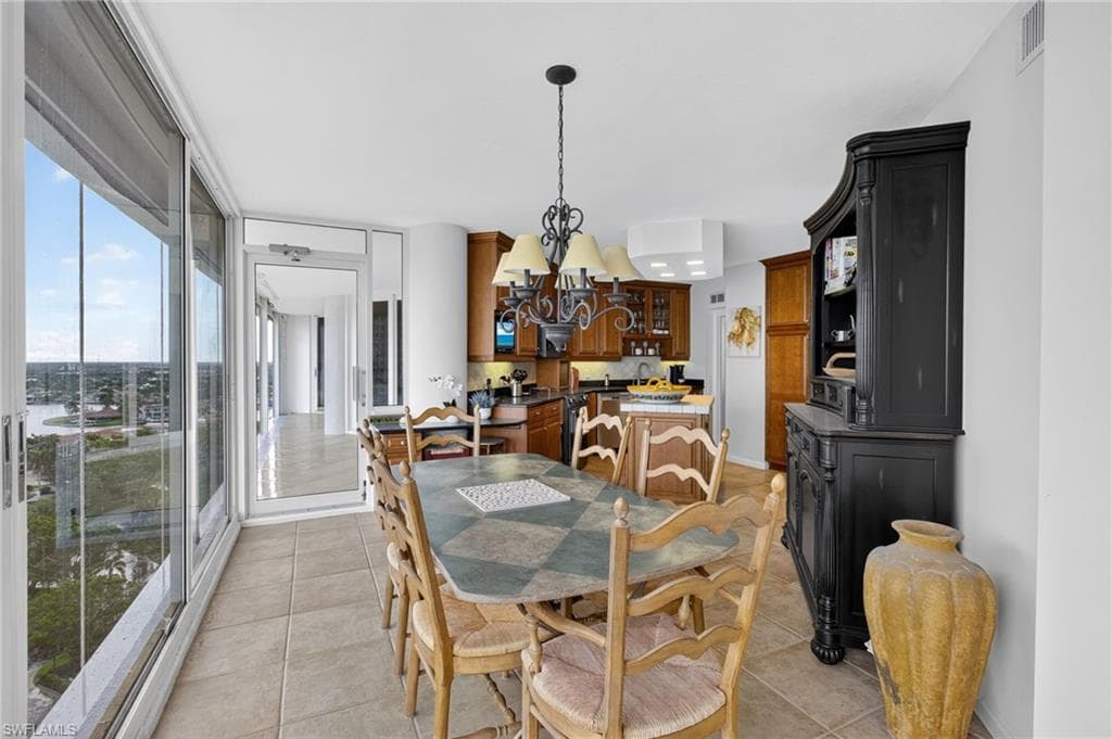 4041 Gulf Shore BLVD N 1807-10