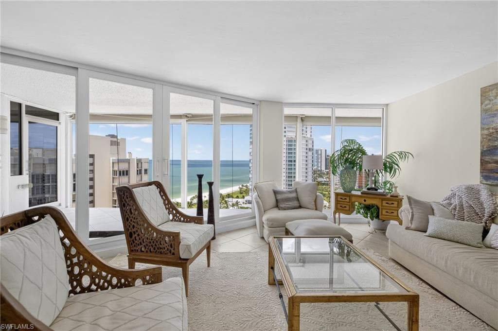 4041 Gulf Shore BLVD N 1807-14