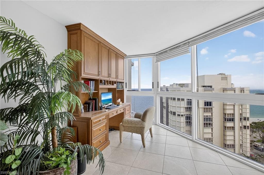 4041 Gulf Shore BLVD N 1807-19