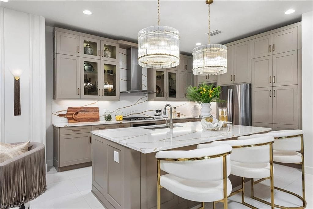 2538 Kingfisher DR-2