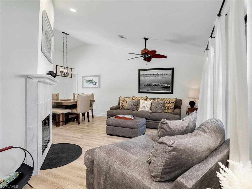 2474 Outrigger LN-5