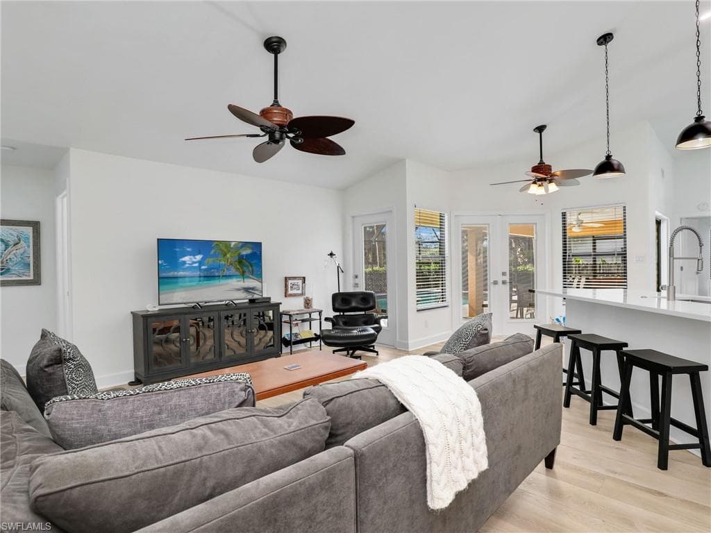 2474 Outrigger LN-16
