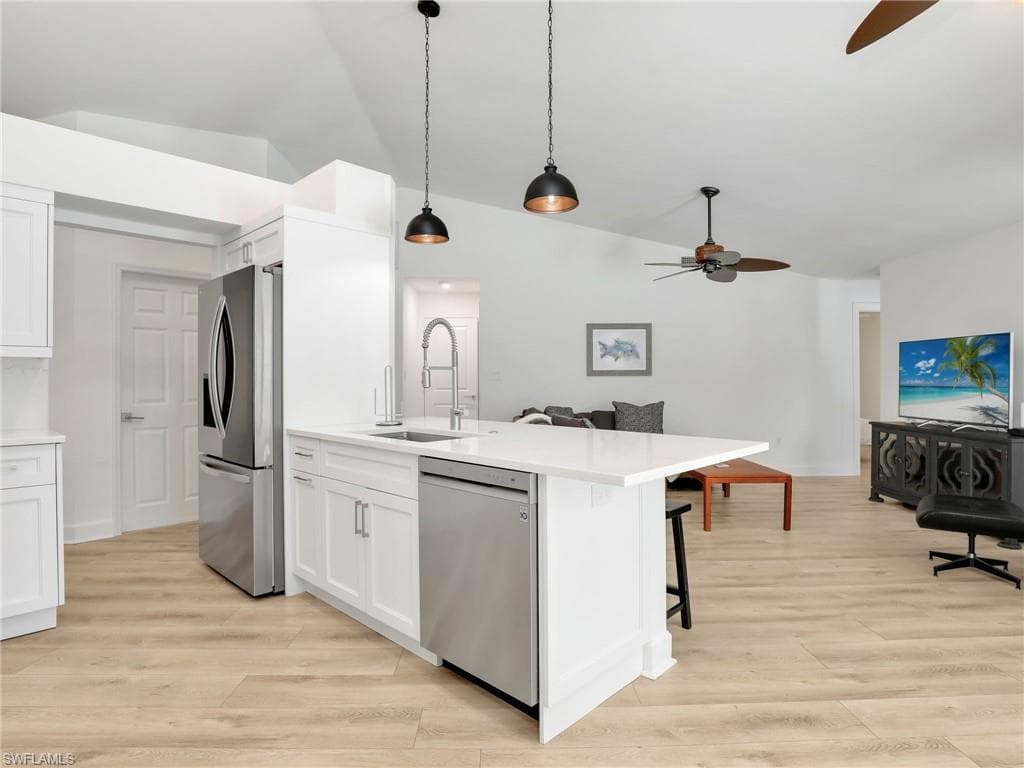 2474 Outrigger LN-11