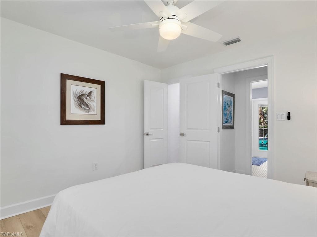 2474 Outrigger LN-25
