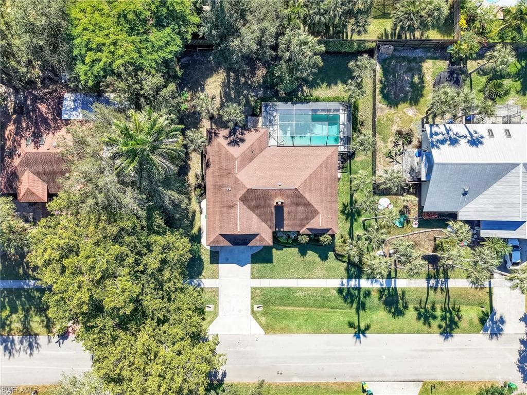 2474 Outrigger LN-2