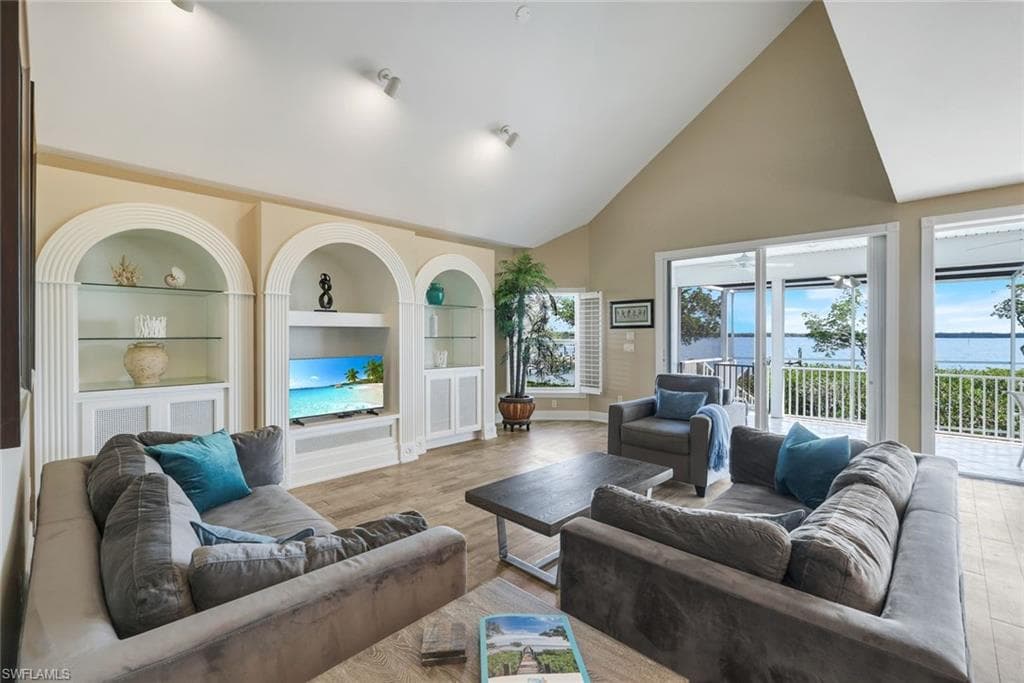 21500 - 21504 Indian Bayou DR-8