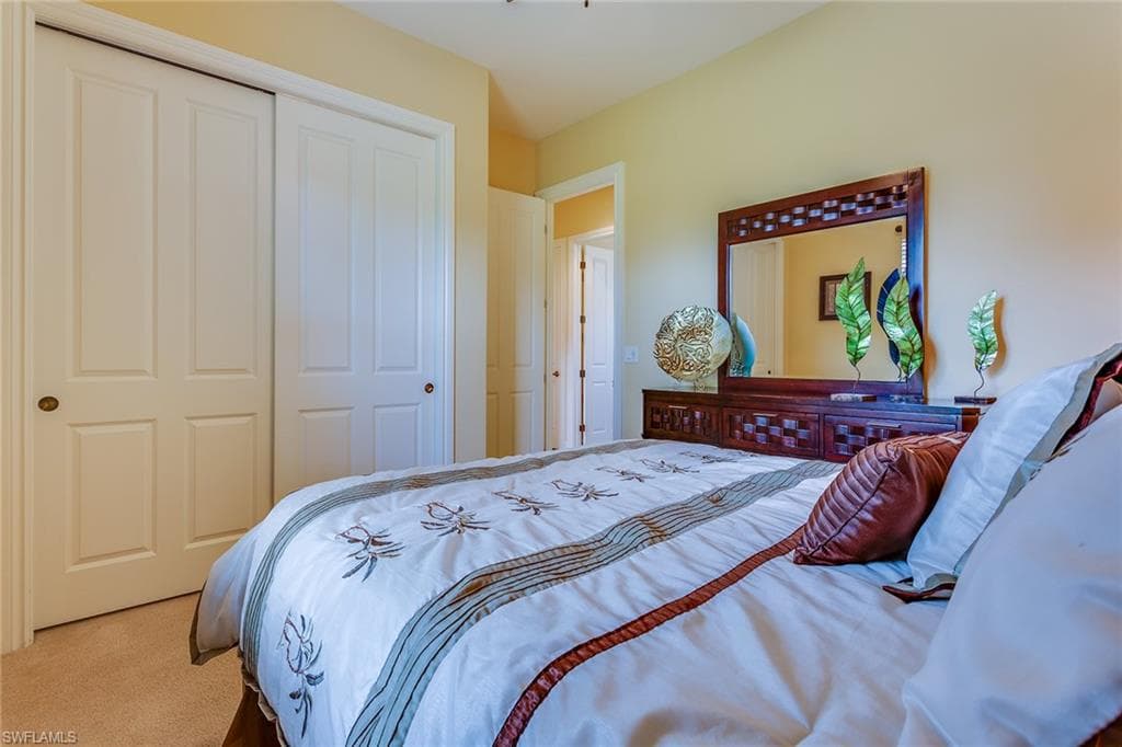 7771 Cottesmore DR-26