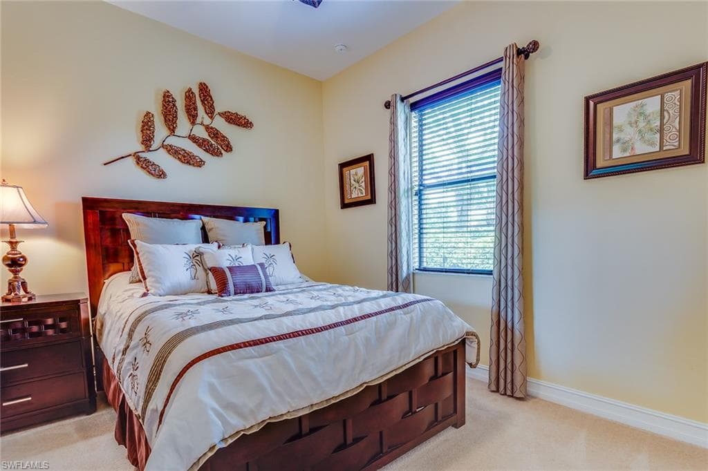 7771 Cottesmore DR-25