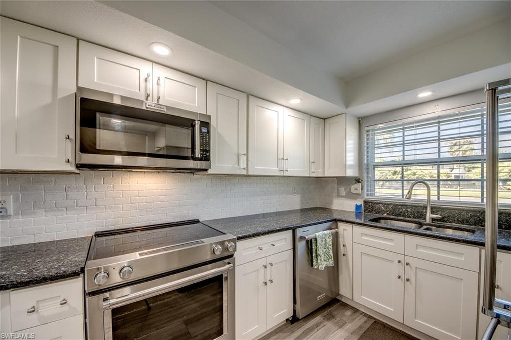 7050 Nantucket CIR 1-8