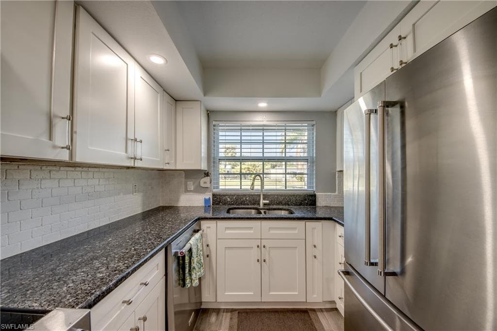 7050 Nantucket CIR 1-9