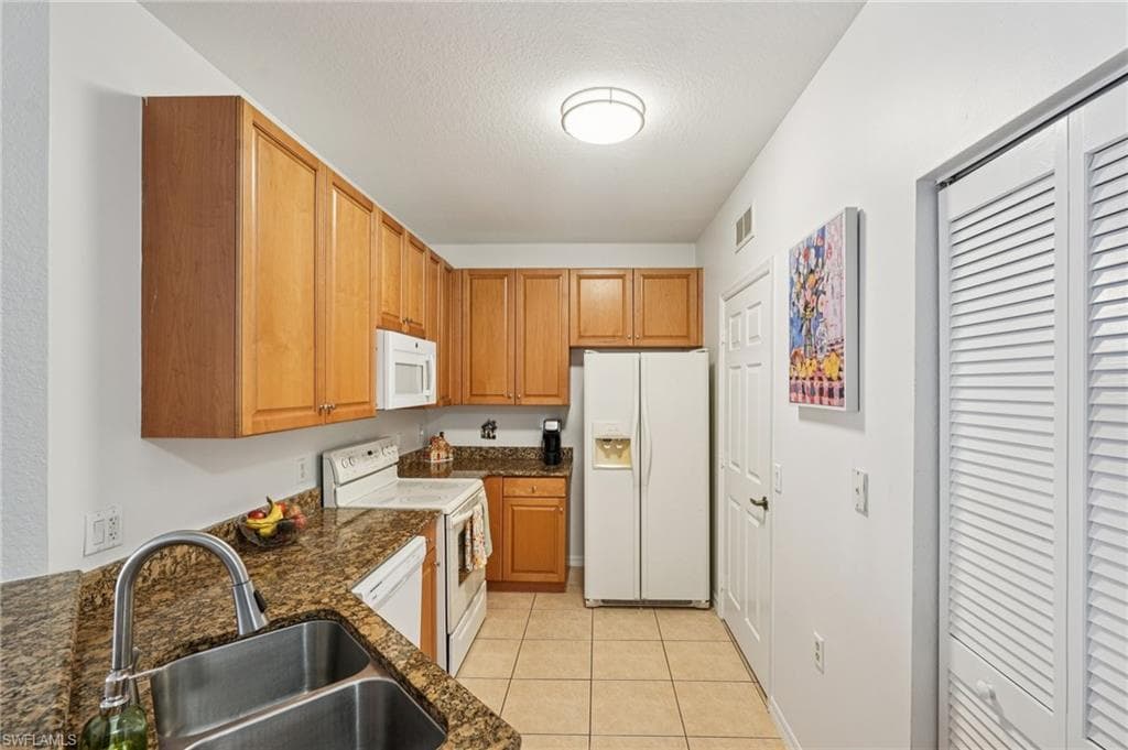 1825 Concordia Lake CIR 1508-11