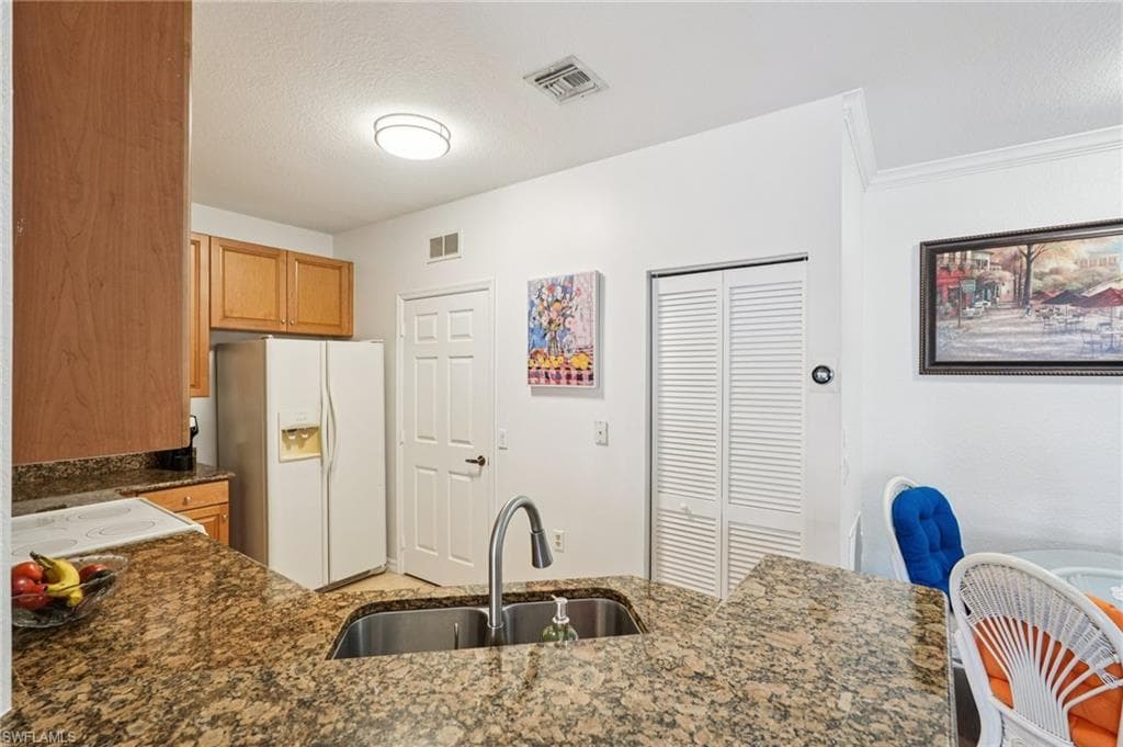 1825 Concordia Lake CIR 1508-13
