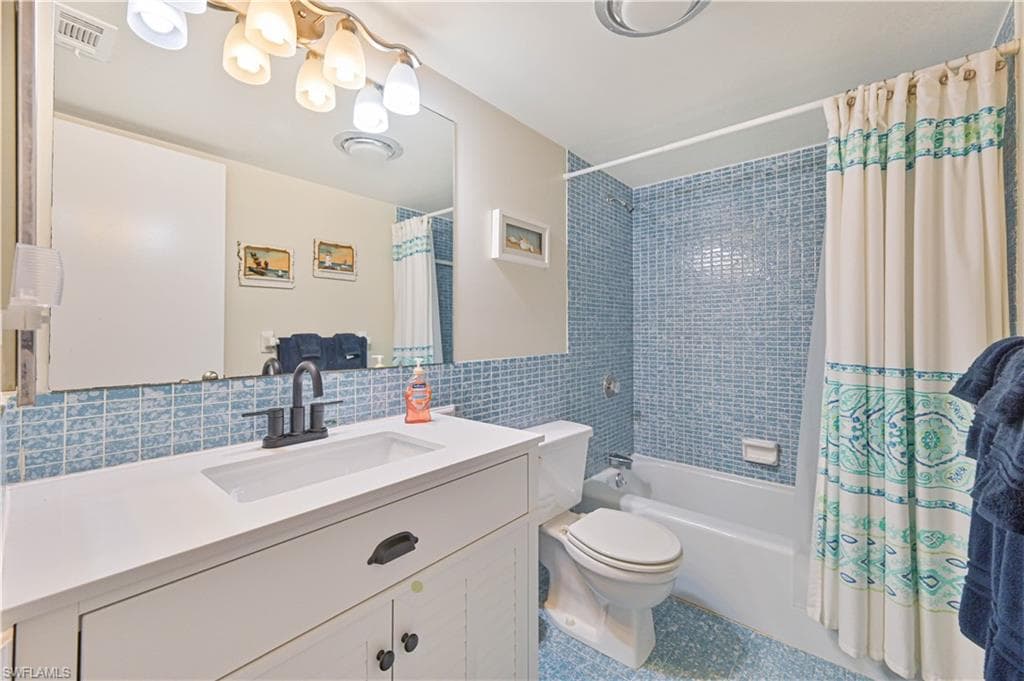 1730 Sandy CIR 105-20