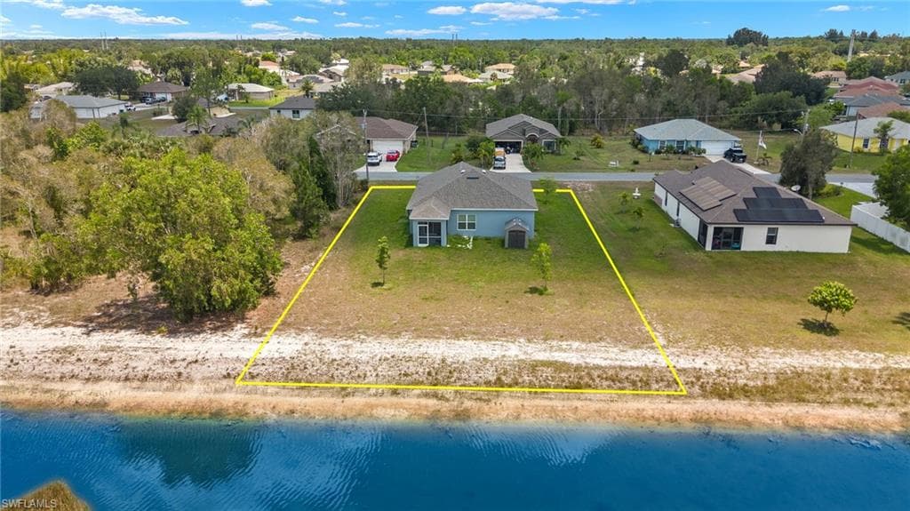 858 Rue Labeau CIR-15