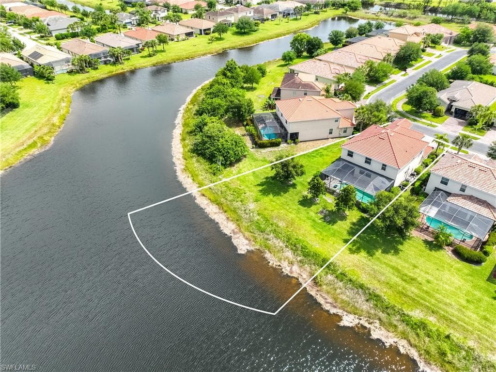 2446 Heydon CIR E-5