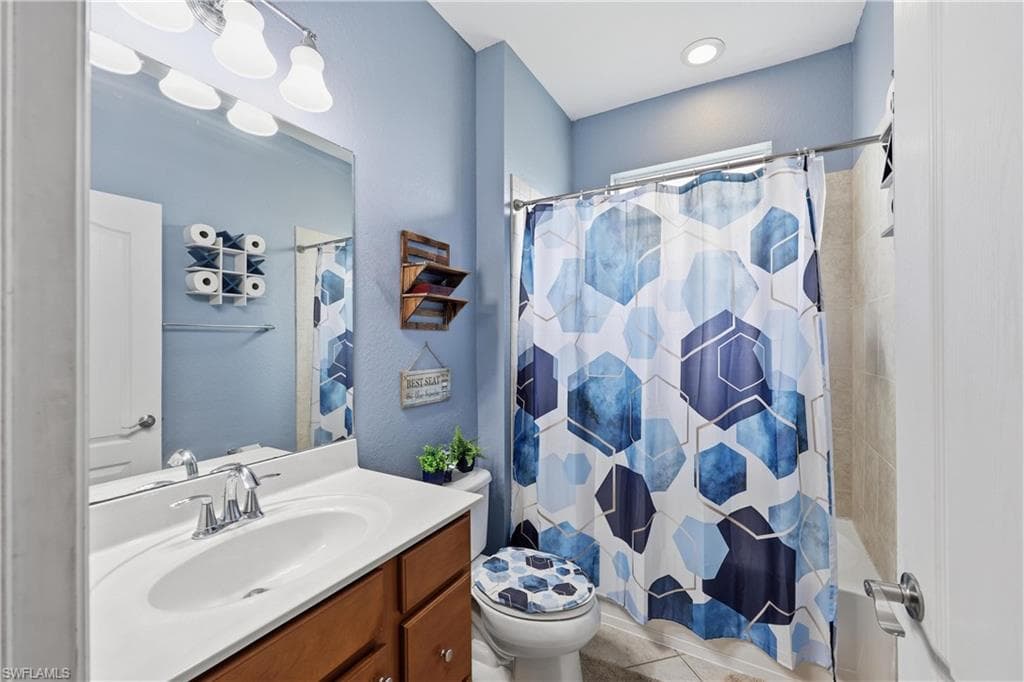 2446 Heydon CIR E-19