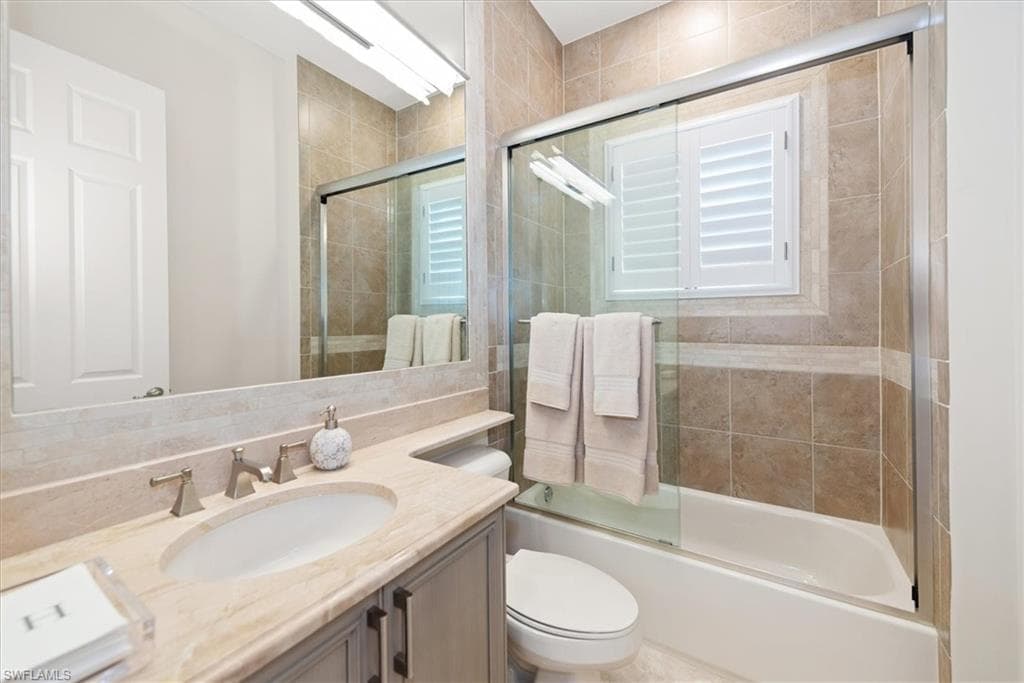 3168 Pacific DR-19