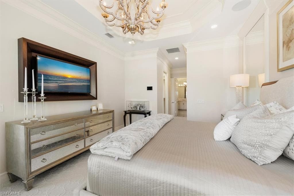 3168 Pacific DR-14