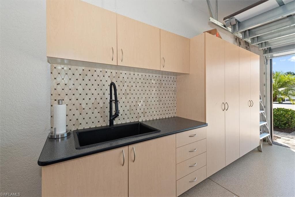3168 Pacific DR-24