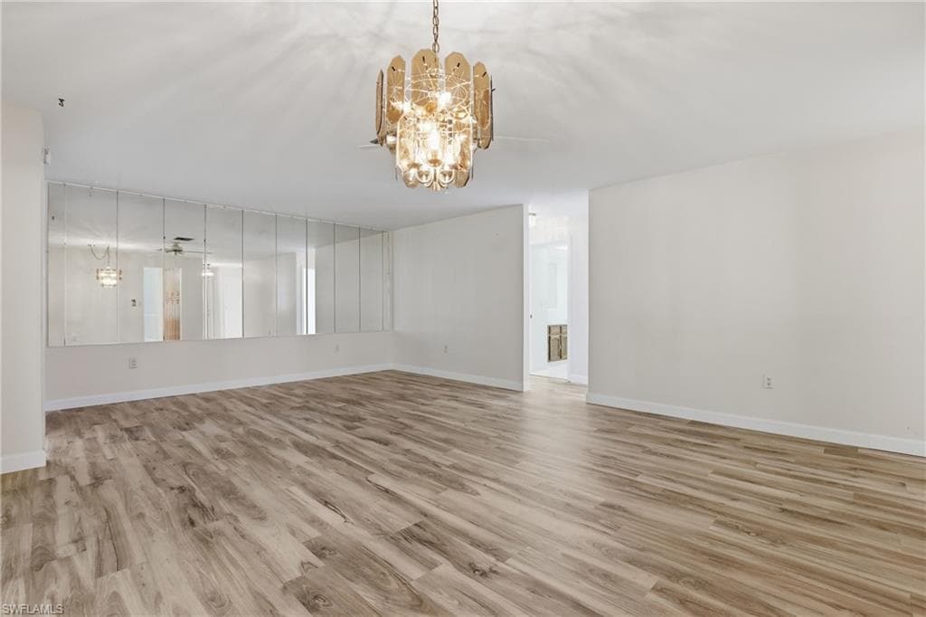 12878 Iona RD-13