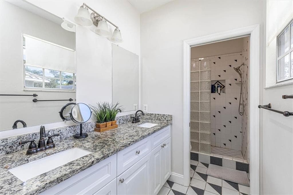 3618 Cottage Club LN-15