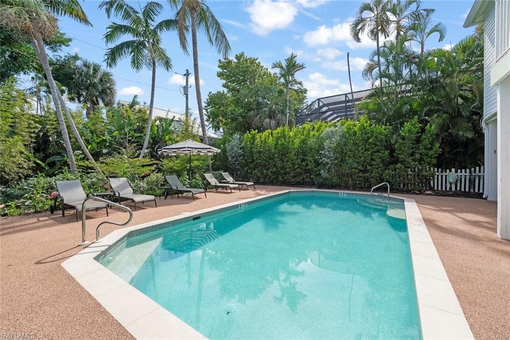 11525 Andy Rosse LN-14