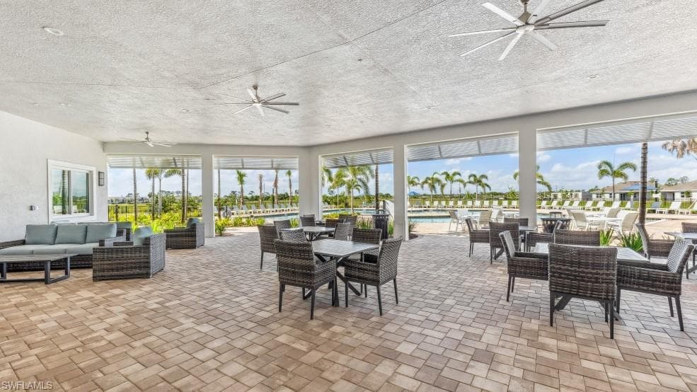 2673 SOFT CORAL WAY-21