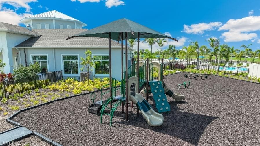 2673 SOFT CORAL WAY-37