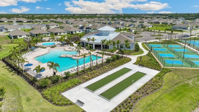 2673 SOFT CORAL WAY-43