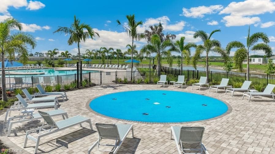 2673 SOFT CORAL WAY-38