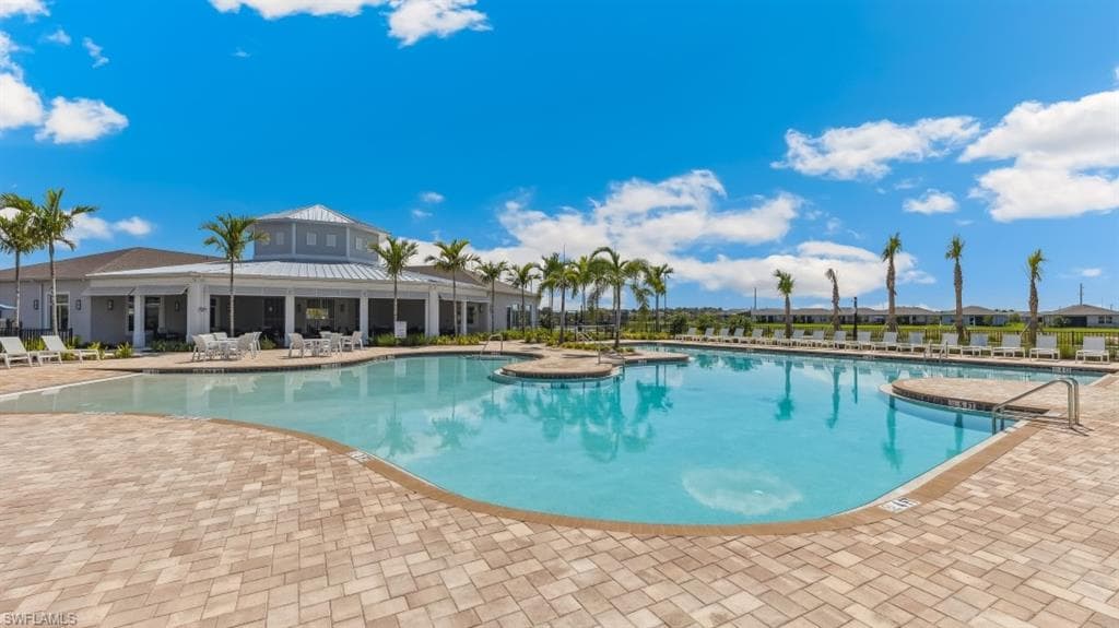 2673 SOFT CORAL WAY-28
