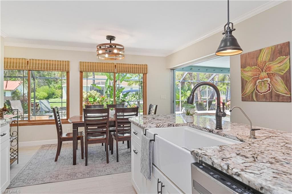 1910 Oak DR-33