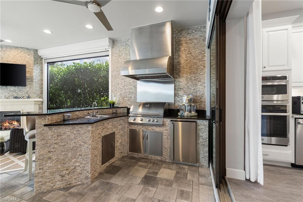3298 Belon LN-28