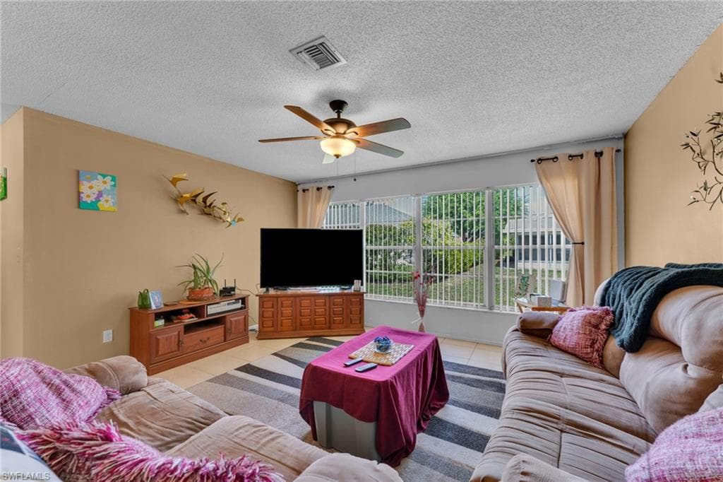 4641 Palm Tree BLVD 9-4